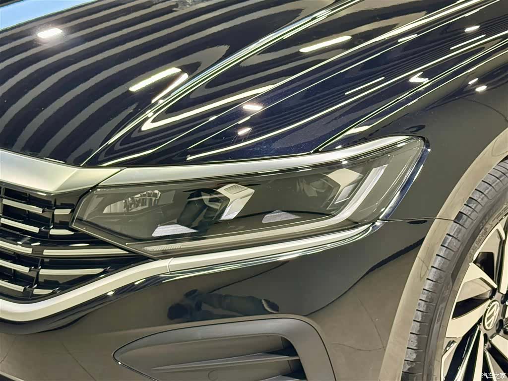 Volkswagen Passat, 2025 8