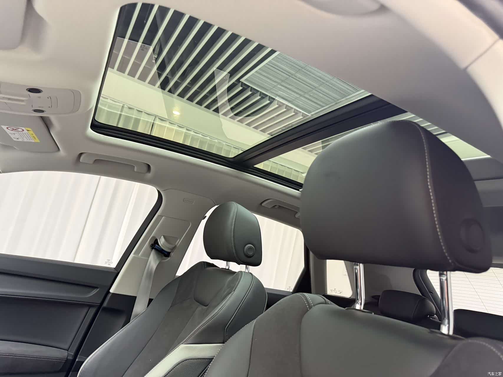 Audi Q3, 2022 12