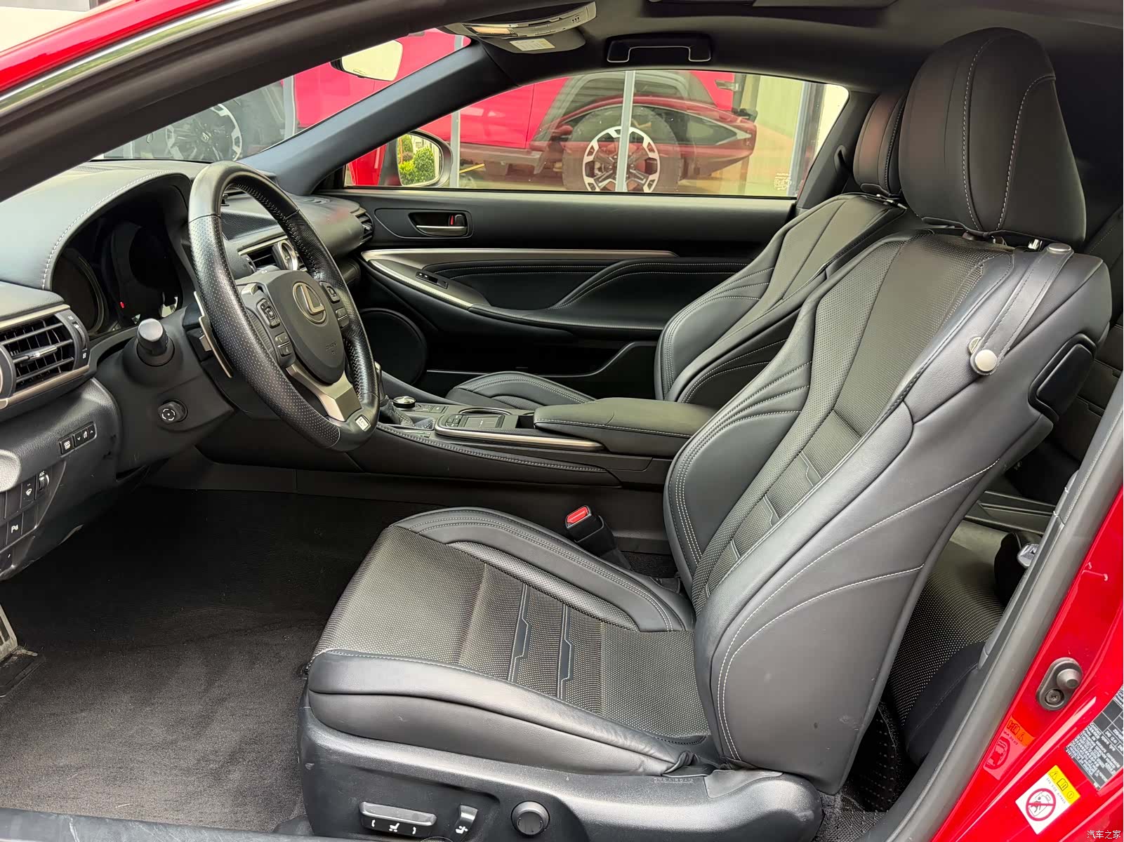 Lexus RC, 2017 9