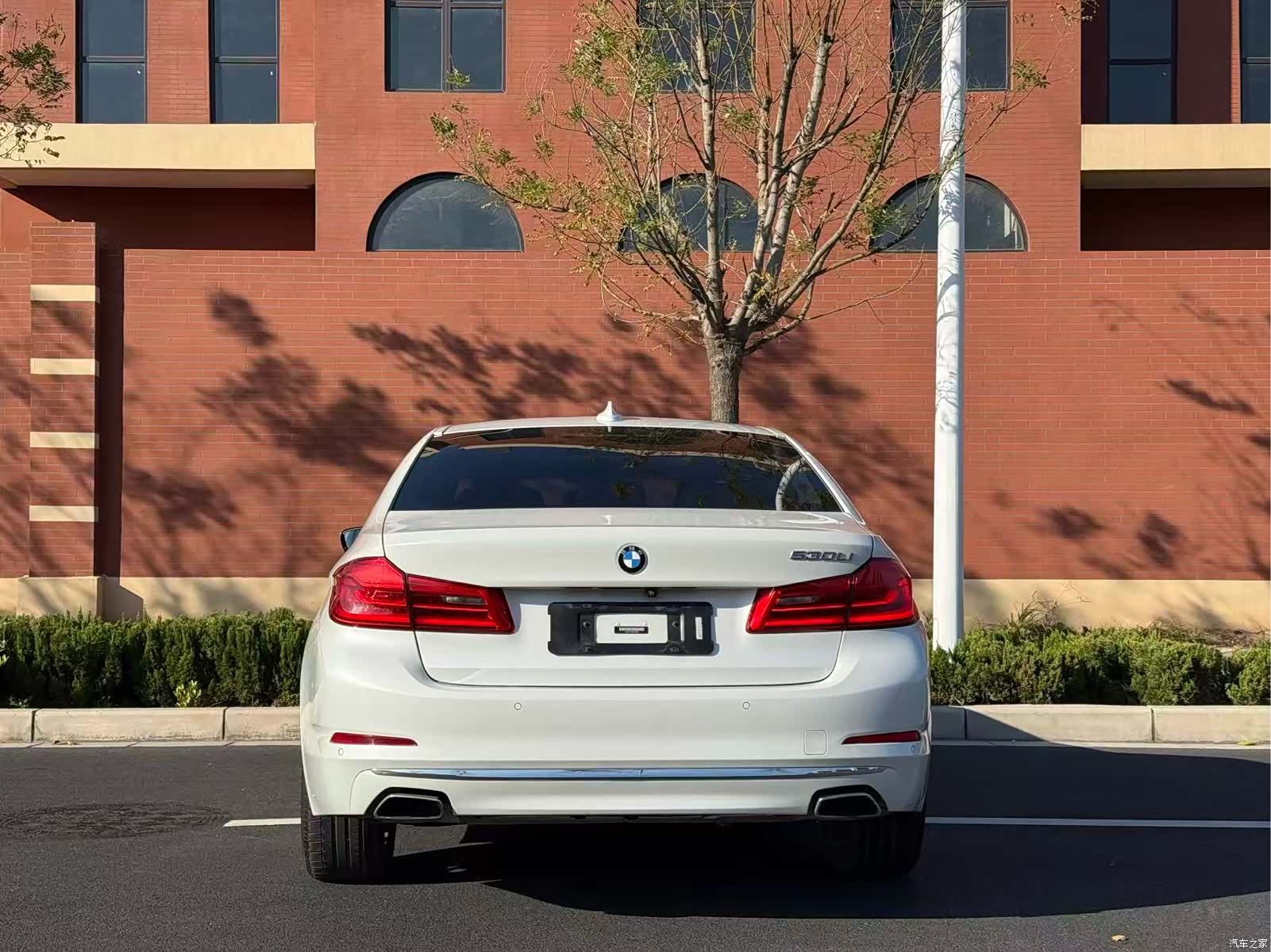 BMW 5 Series, 2019 8