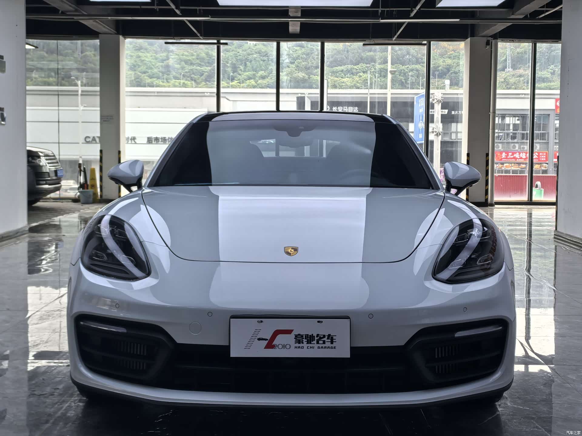 Porsche Panamera, 2022 2