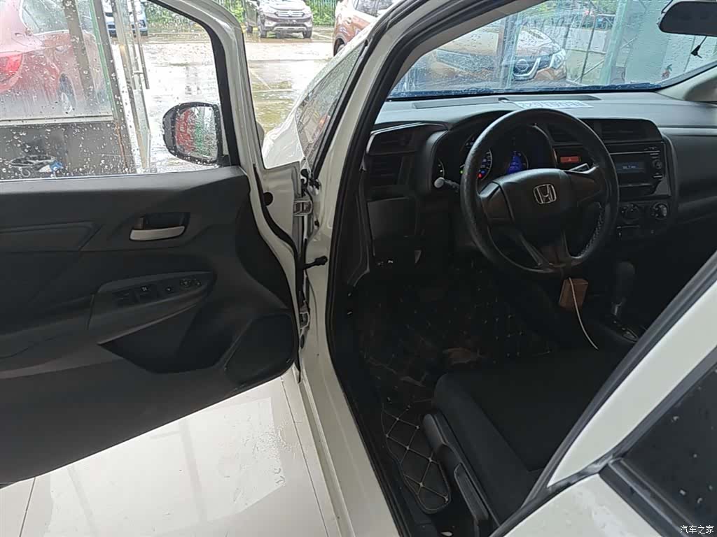 Honda Fit, 2017 16