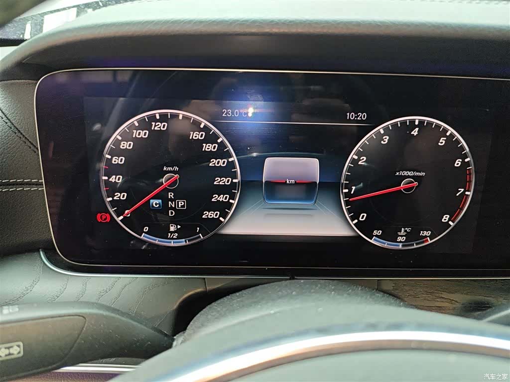 Mercedes-Benz E-Class, 2018 4
