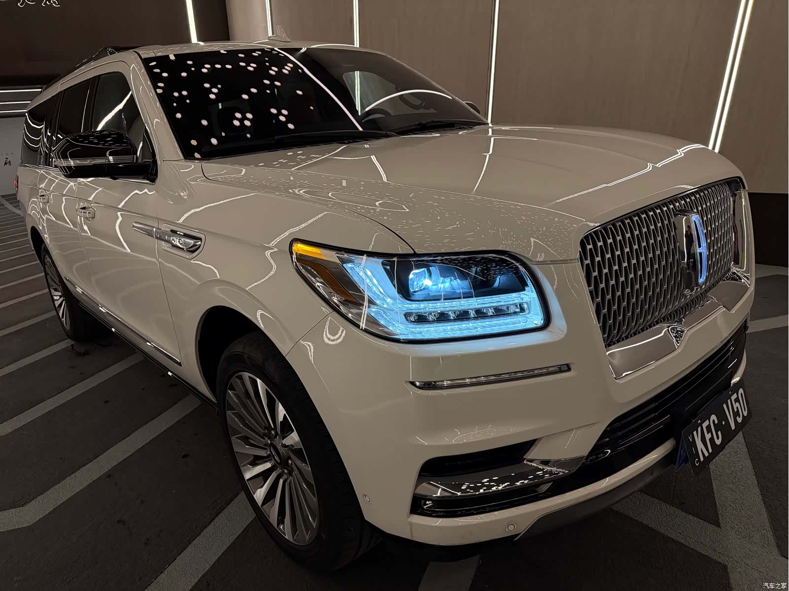 Lincoln Navigator, 2021 4