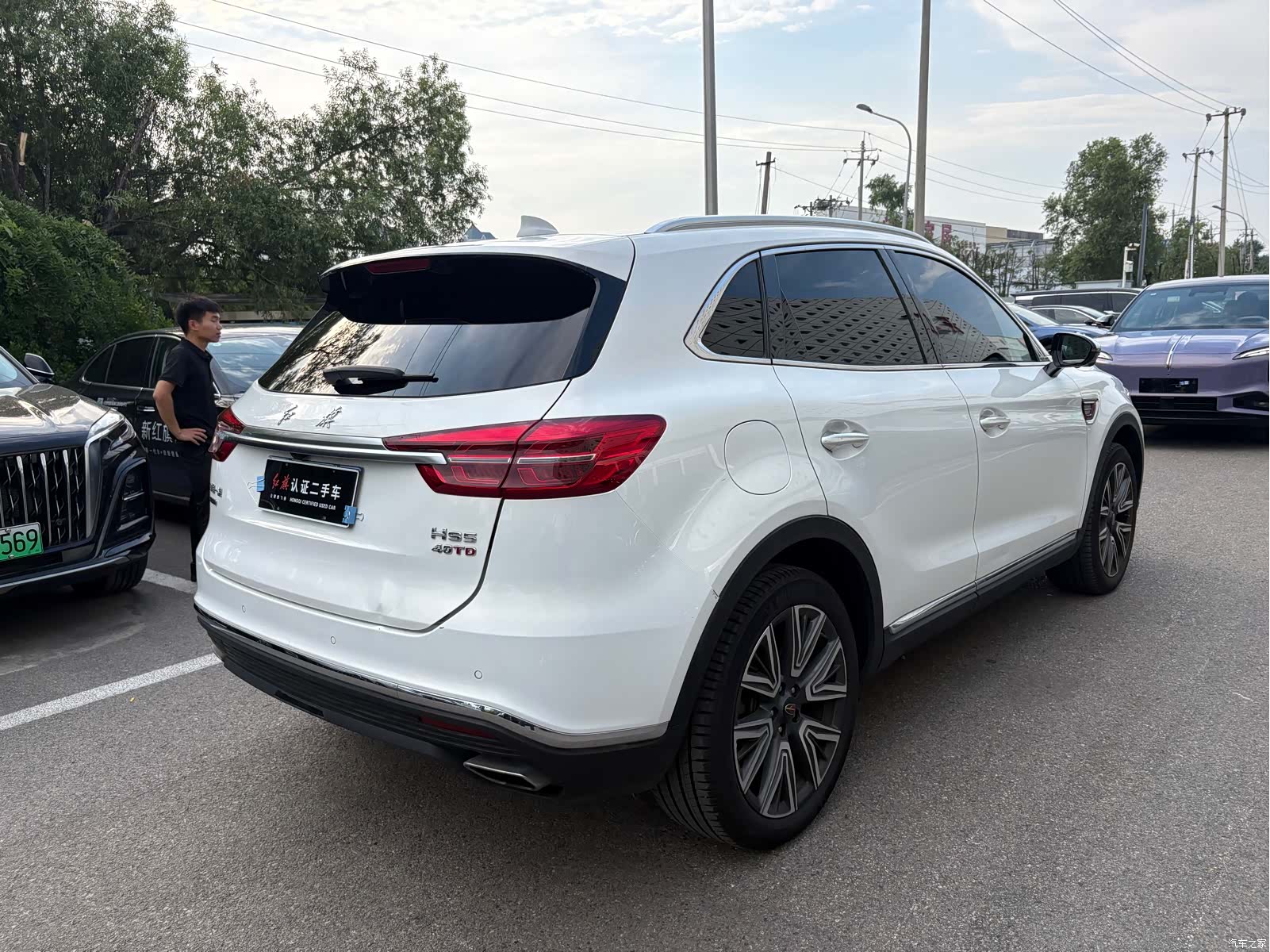 Hongqi HS5, 2023 все фото