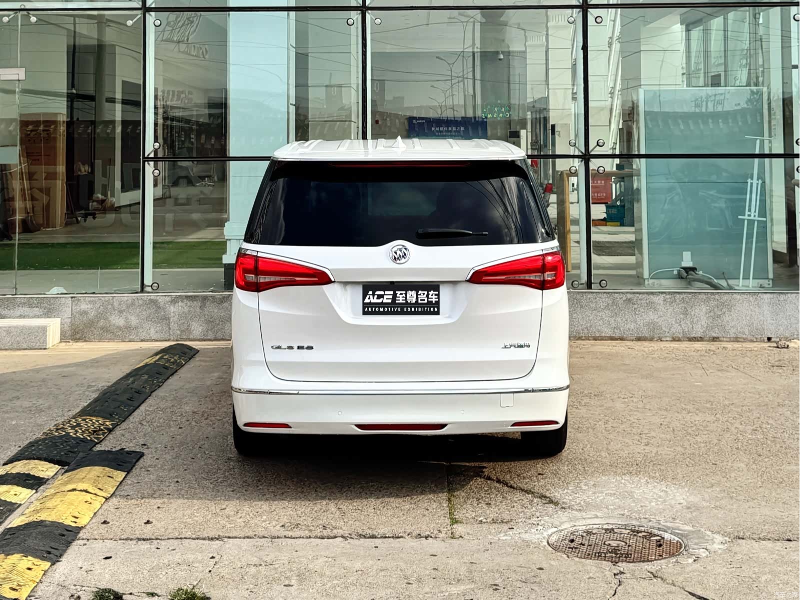 Buick GL8, 2018 все фото