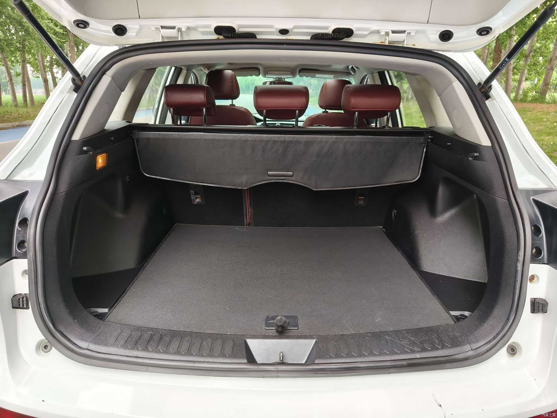 Zotye T600, 2016 19