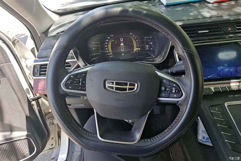Geely Boyue, 2021 15
