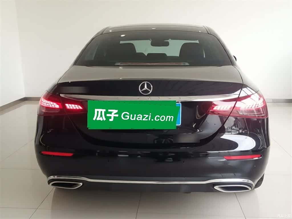Mercedes-Benz E-Class, 2023 4