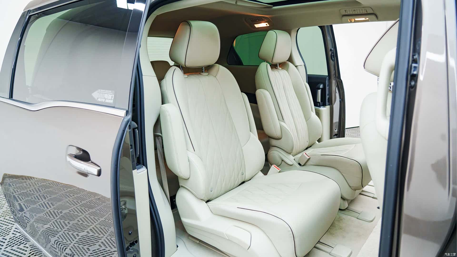Buick GL8, 2021 12