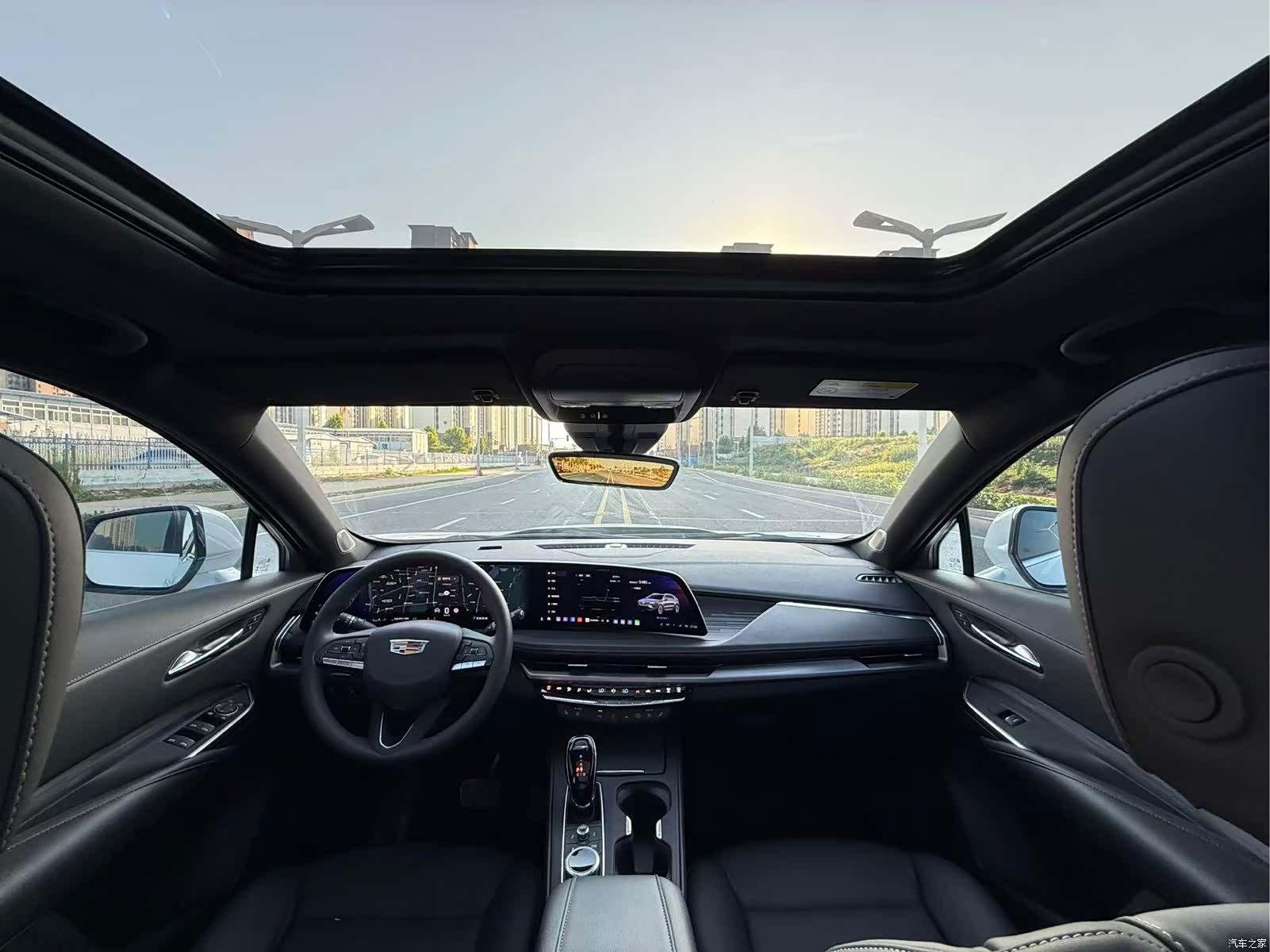 Cadillac XT4, 2025 8