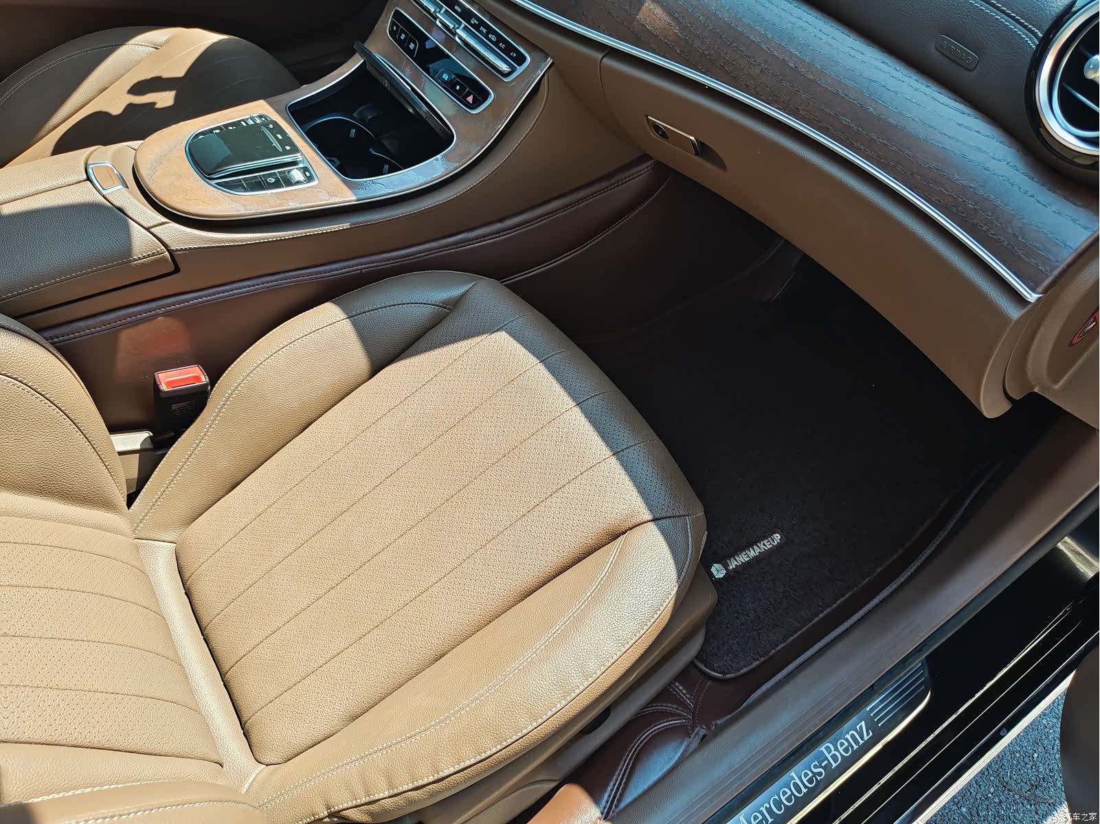 Mercedes-Benz E-Class, 2023 26