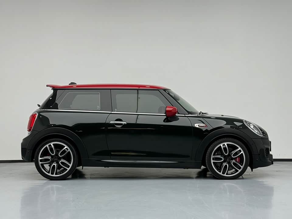 MINI JCW