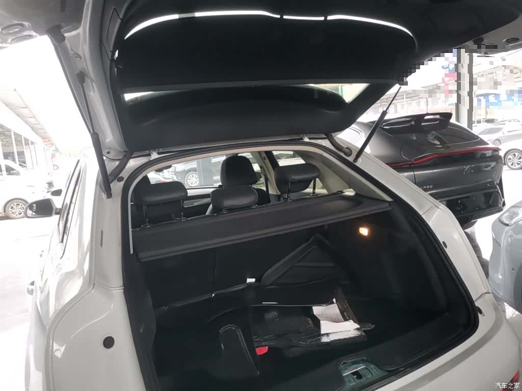 Audi Q3, 2016 19