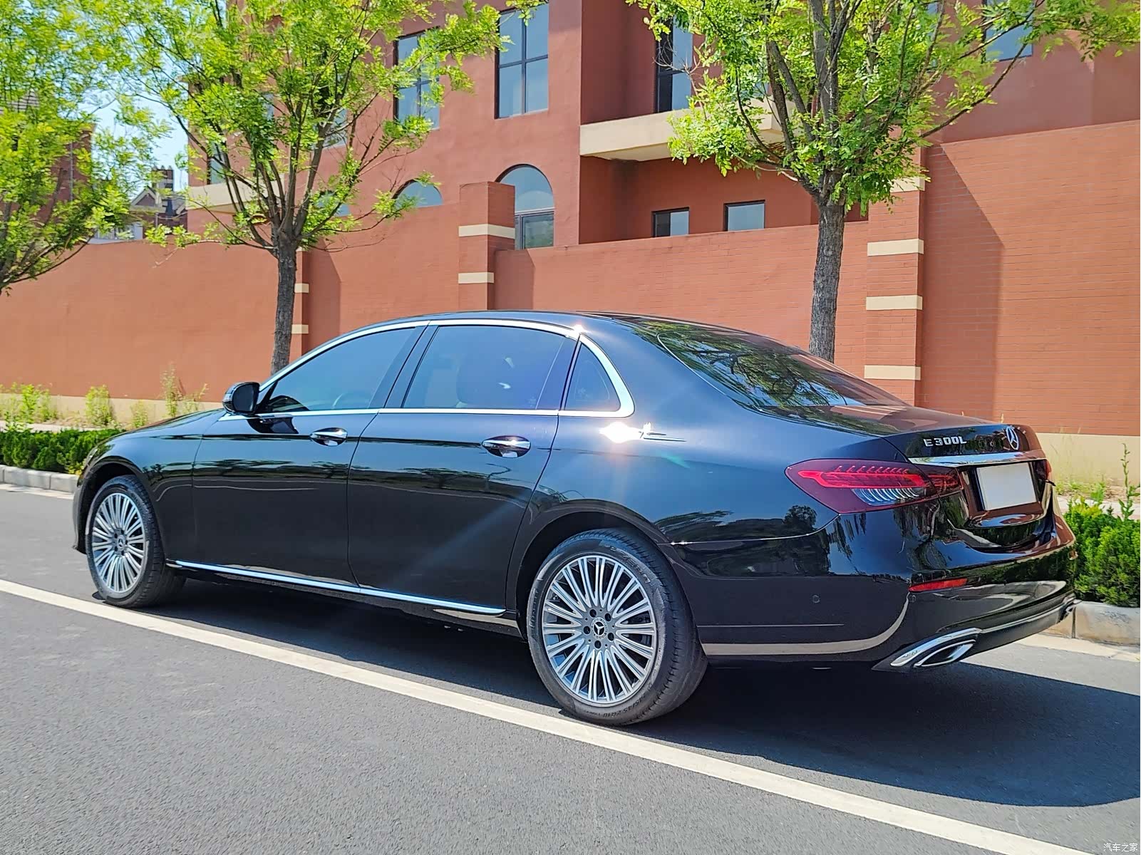 Mercedes-Benz E-Class, 2023 33