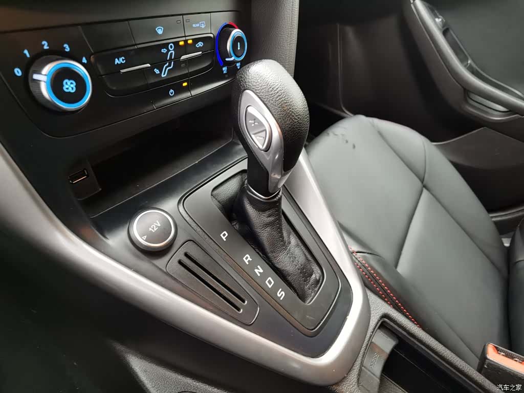 Ford Focus, 2017 13