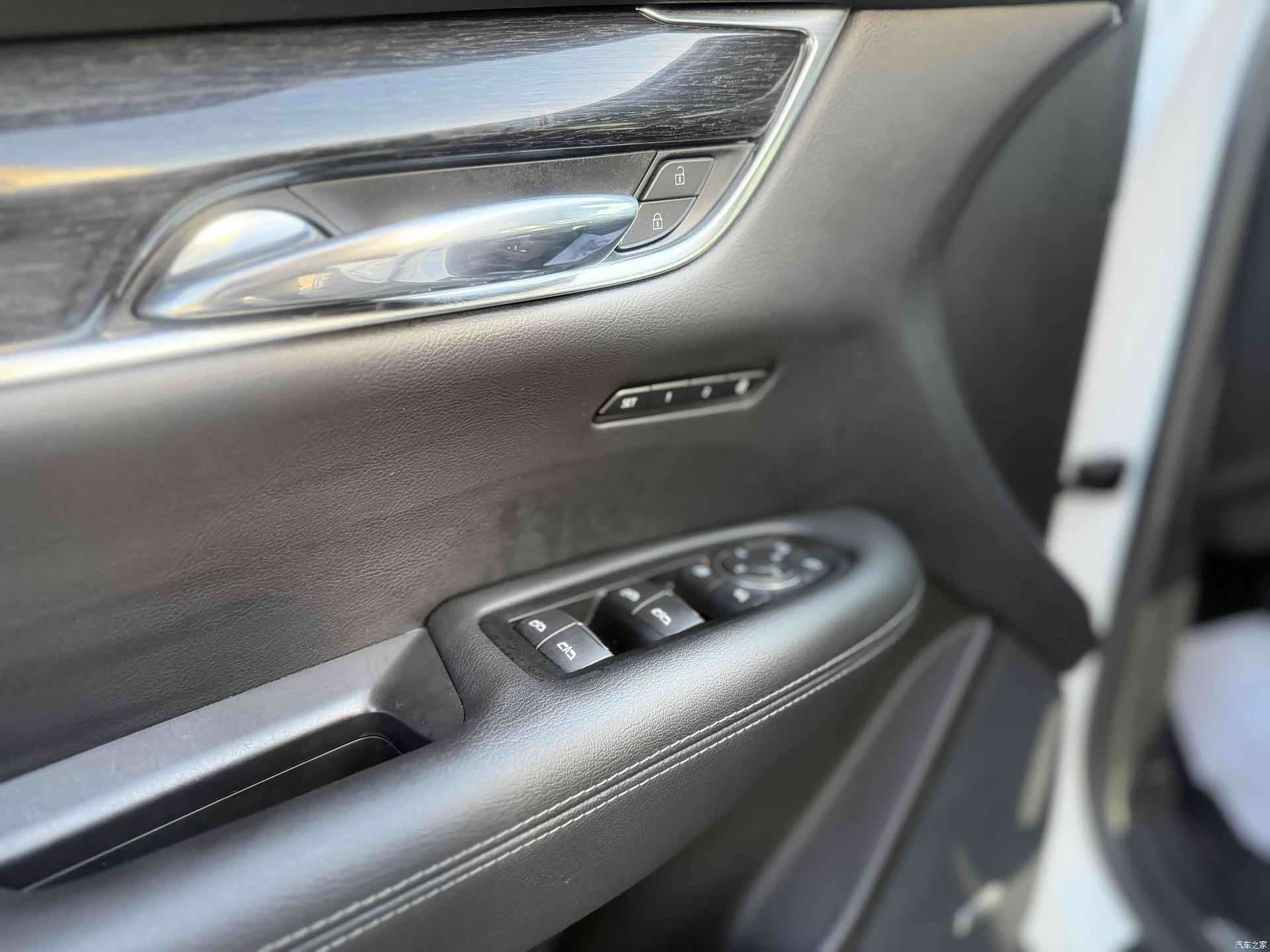 Cadillac XT5, 2022 8