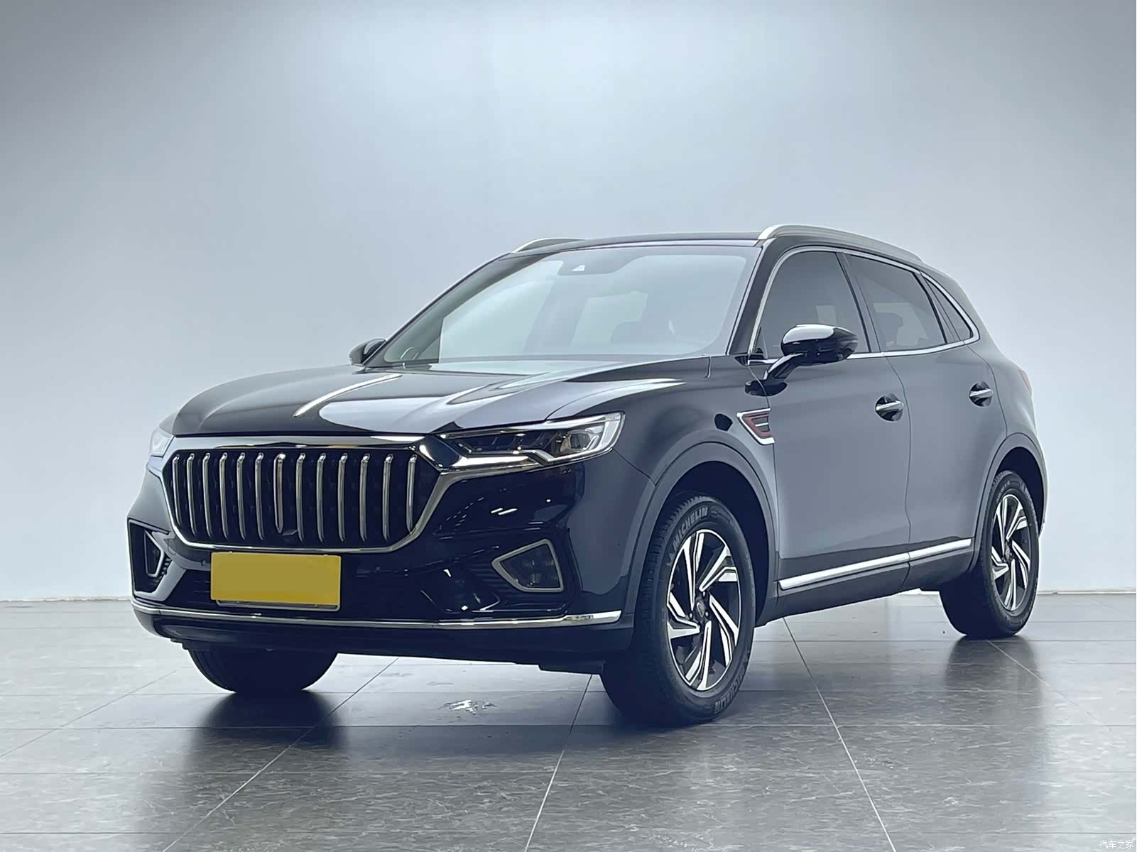 Hongqi HS5, 2021 1