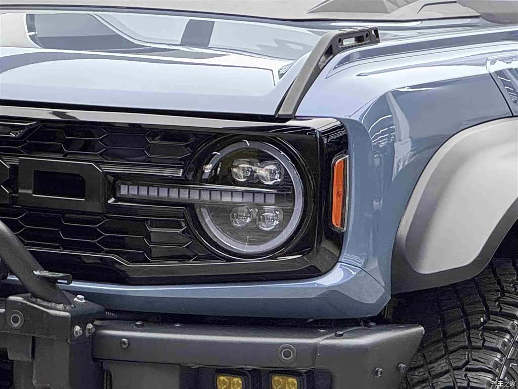Ford Bronco, 2025 3