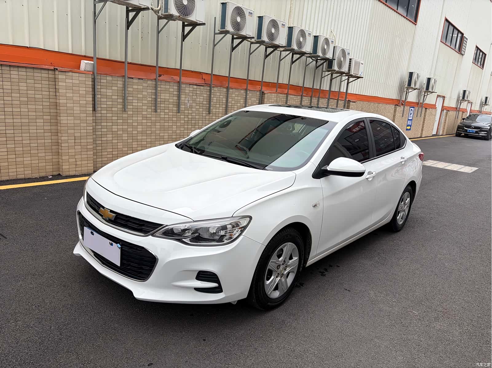Chevrolet 320, 2018 1