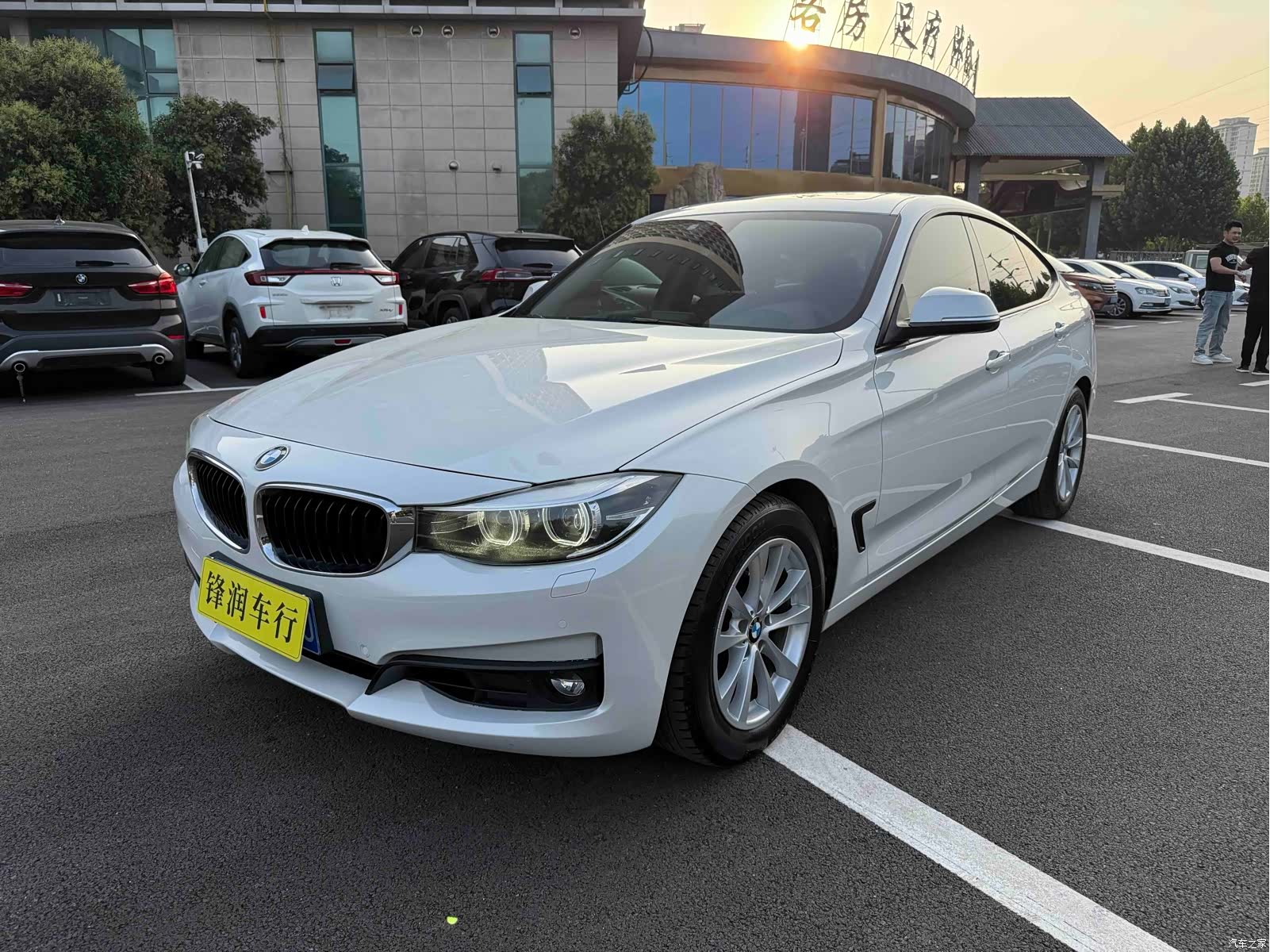 BMW 3 Series, 2017 1