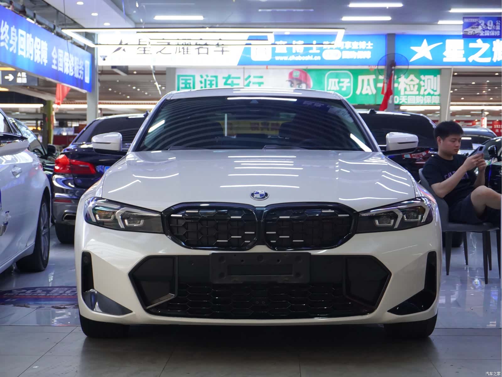 BMW 3 Series, 2023 все фото