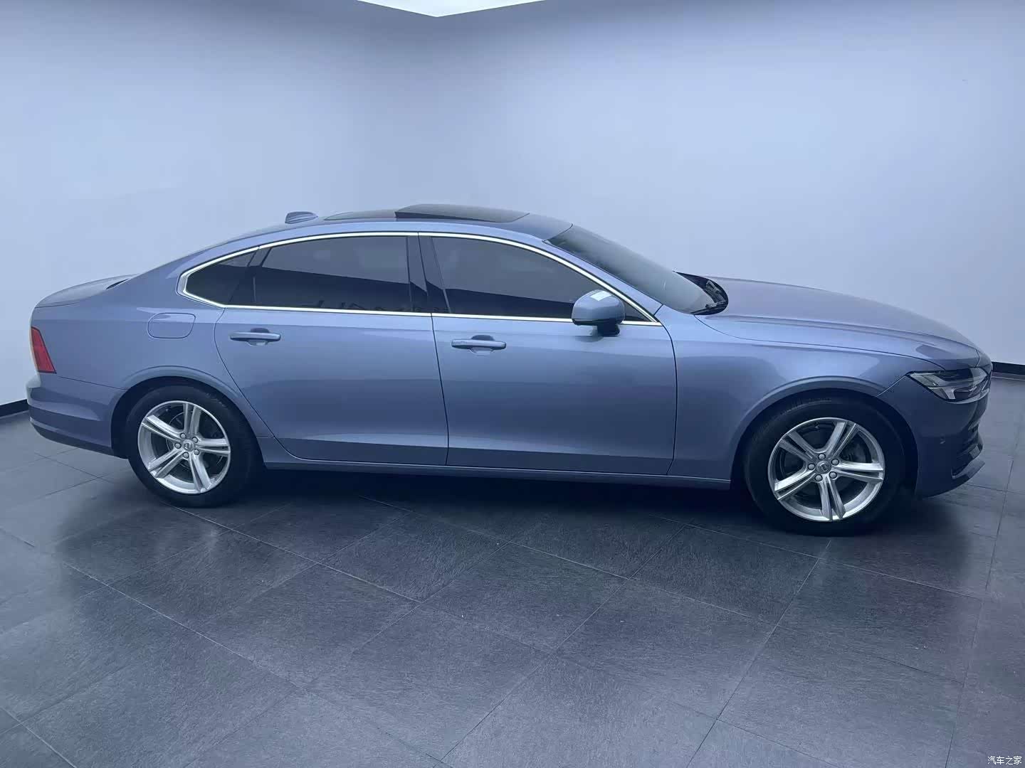 Volvo S90, 2018 17