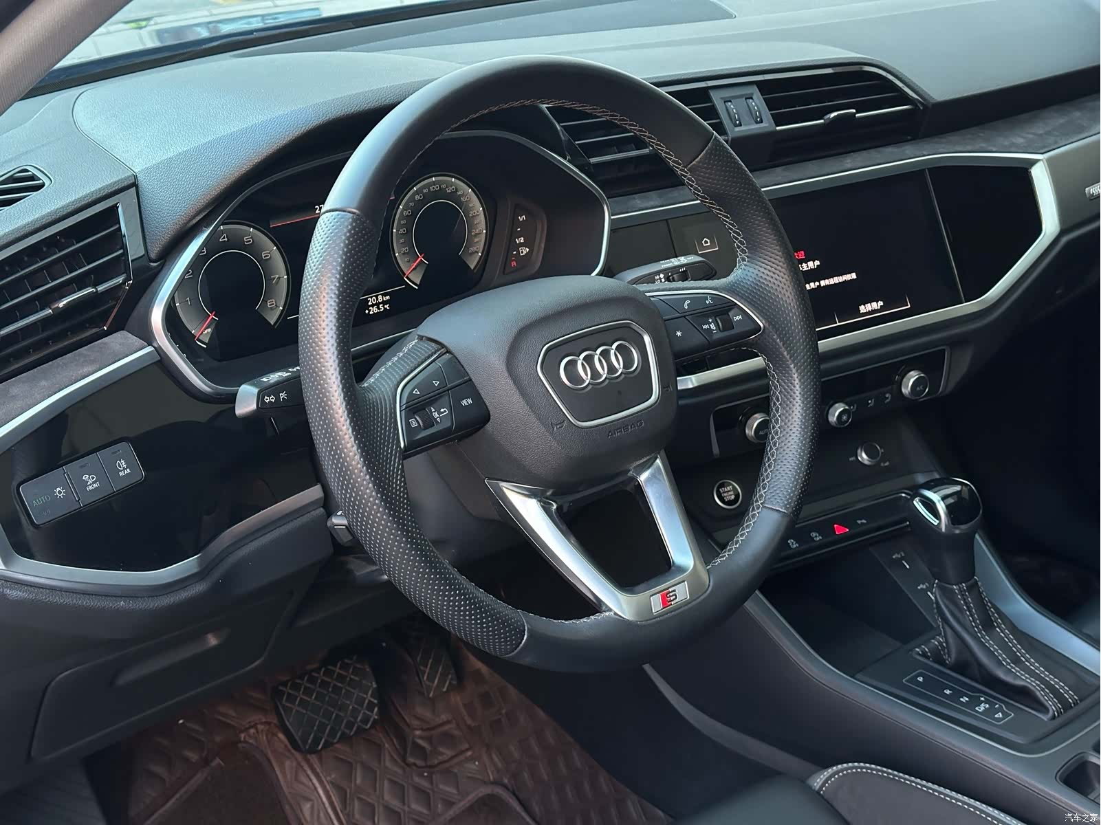 Audi Q3, 2023 7