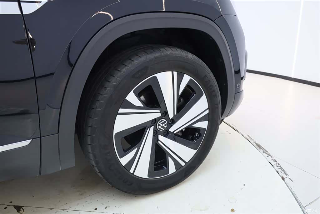 Volkswagen Teramont, 2023 13