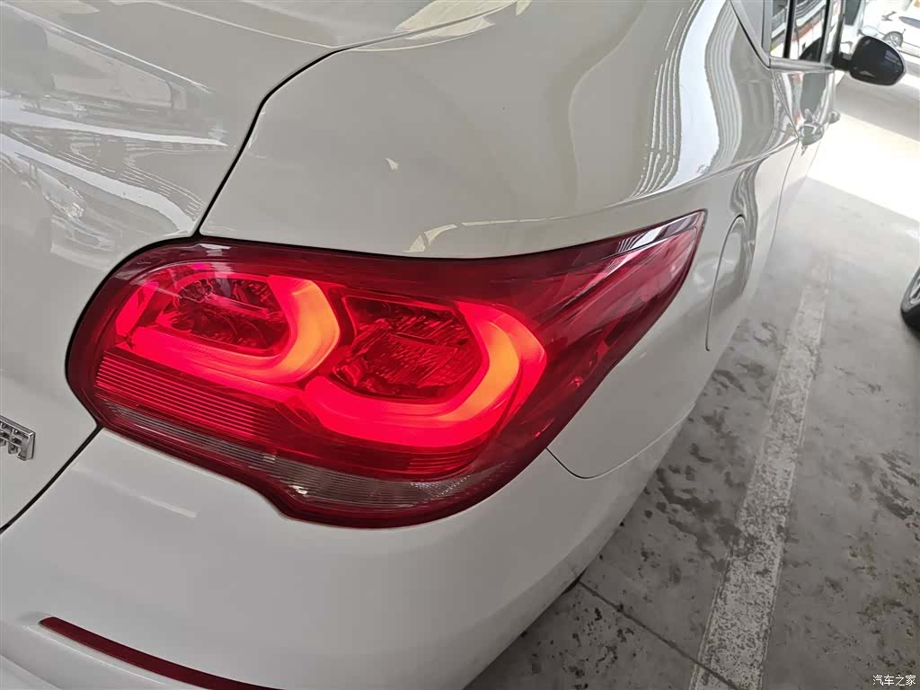 Chevrolet 320, 2019 8