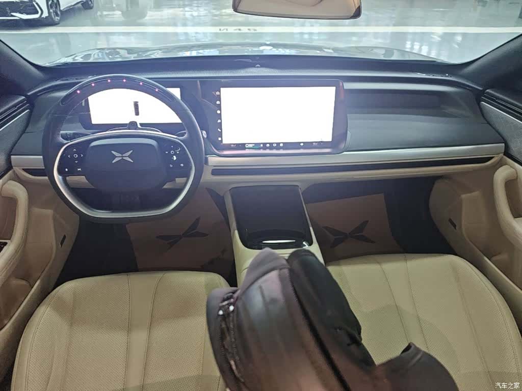 Xpeng P7, 2021 10