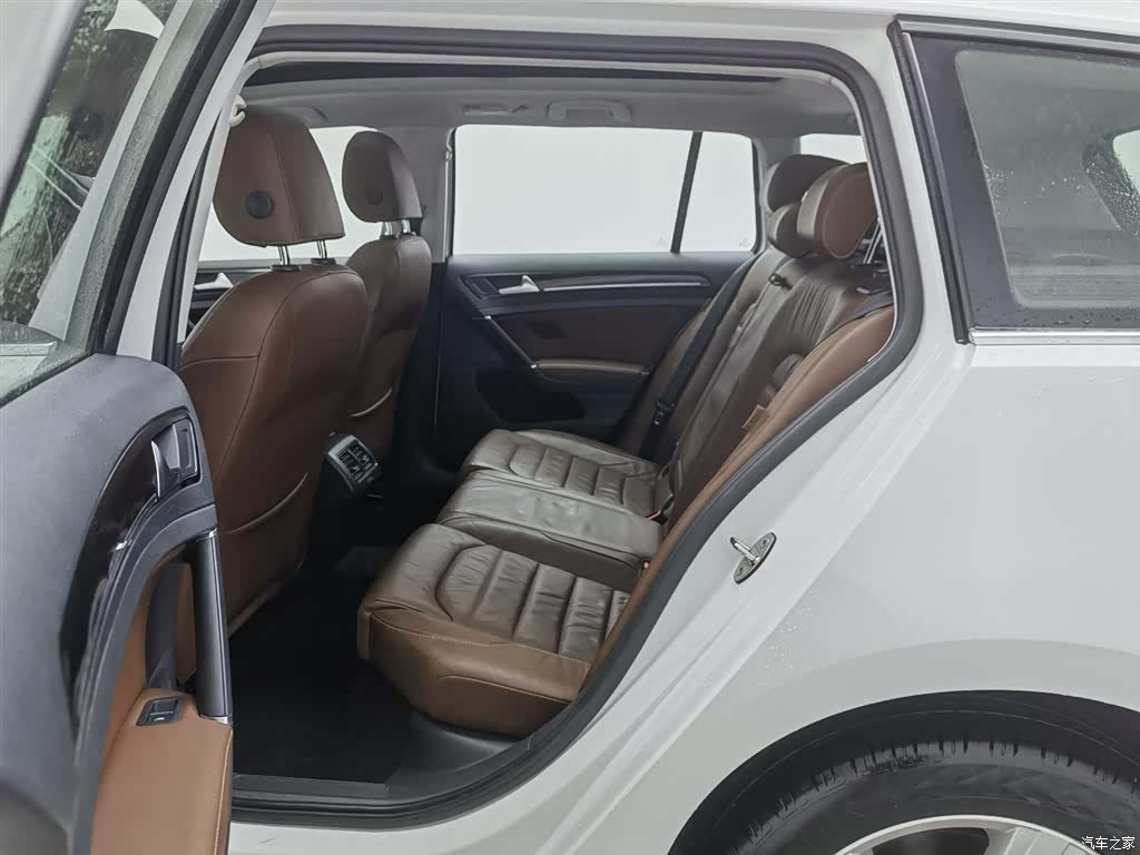 Volkswagen Golf, 2015 15