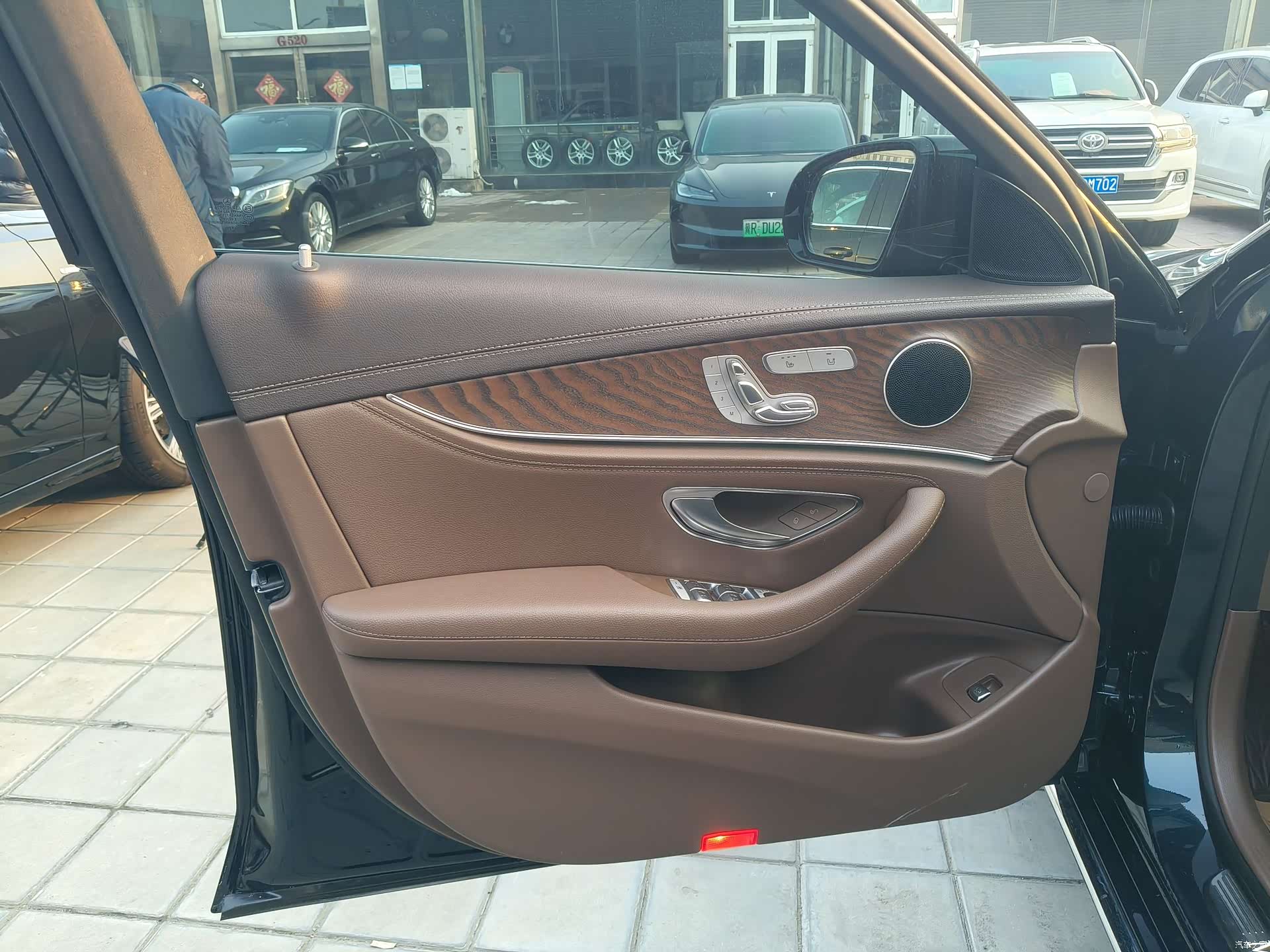 Mercedes-Benz E-Class, 2023 6