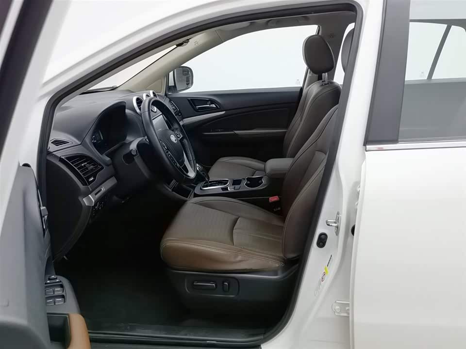 BYD S7