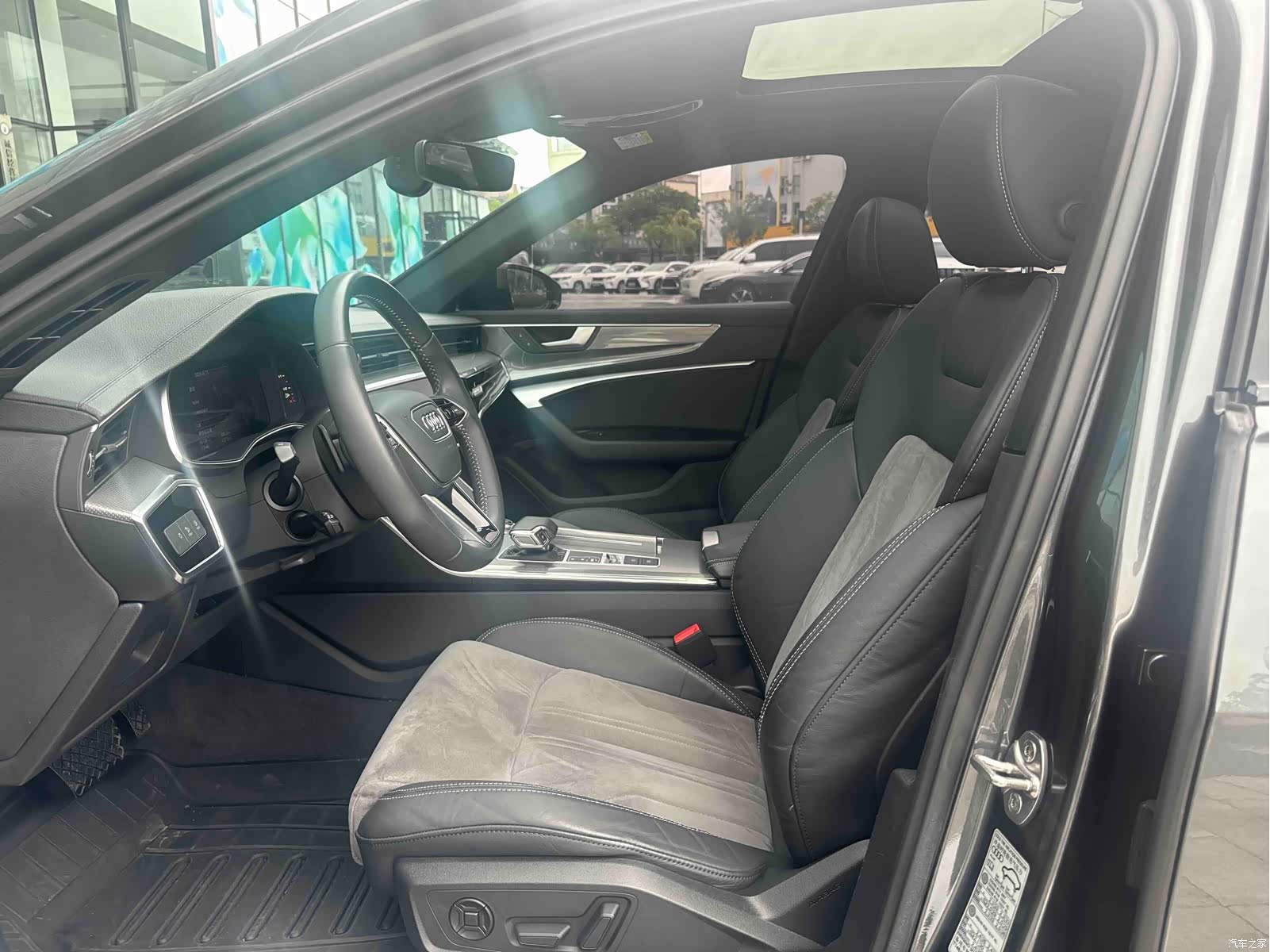 Audi A6L, 2020 12