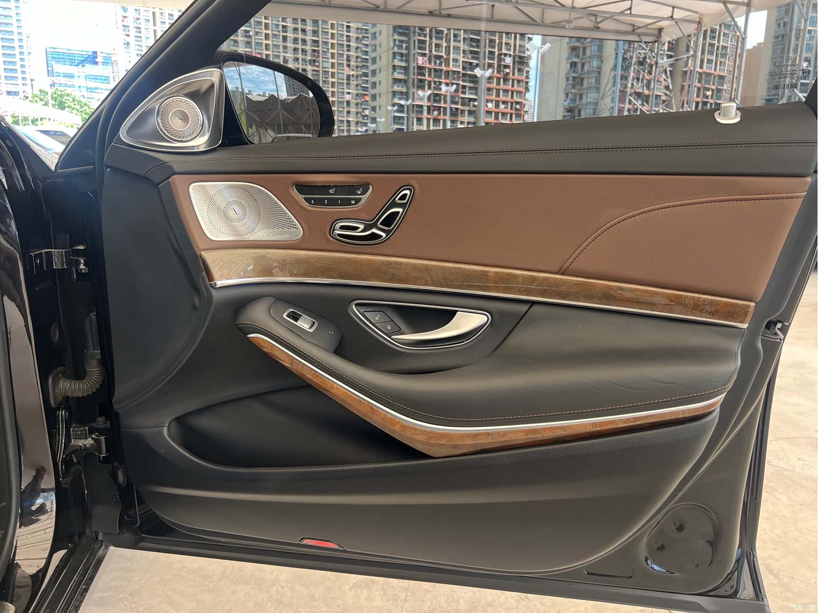 Mercedes-Benz S-Class, 2014 24
