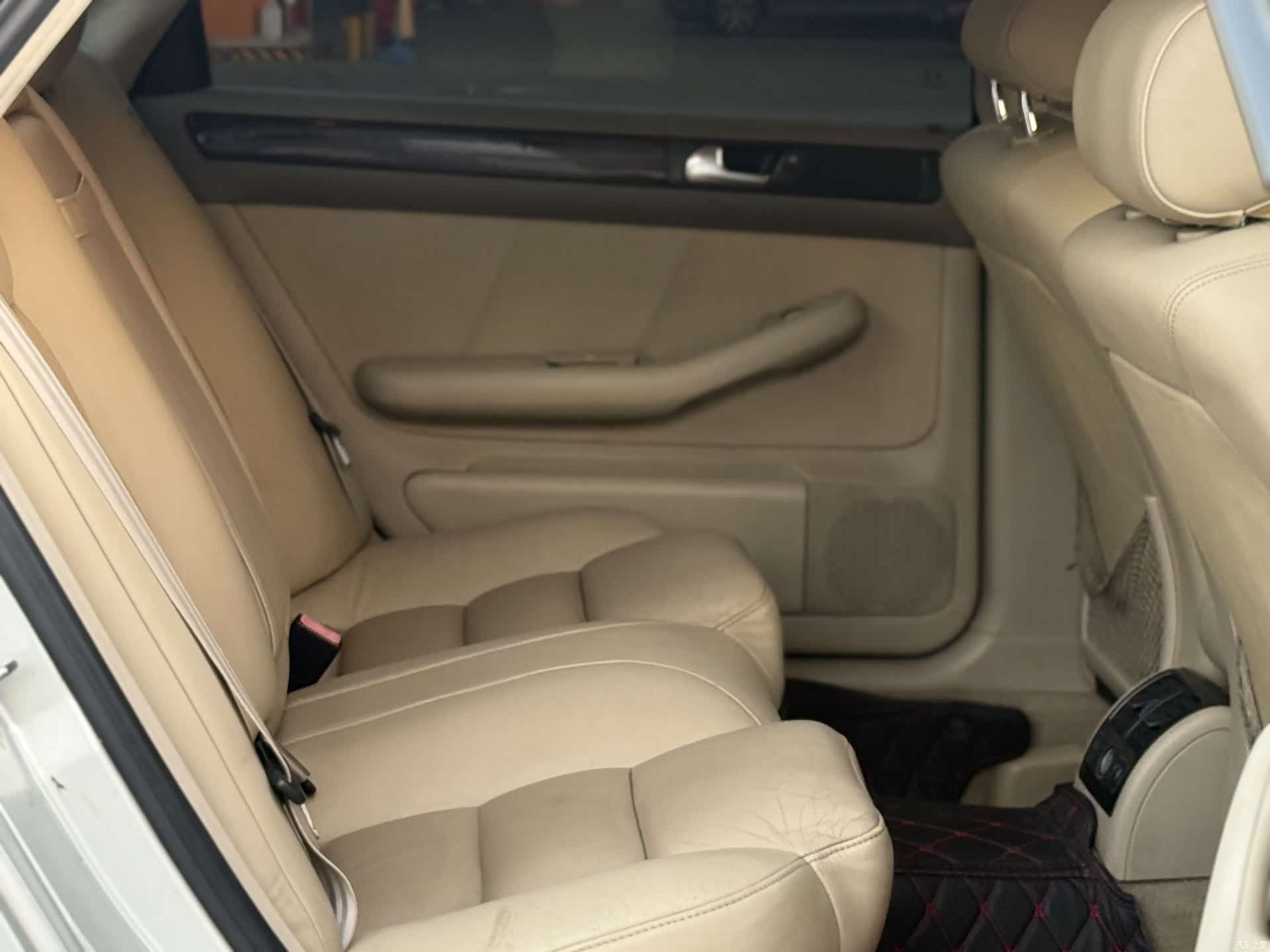 Audi A6, 2004 14
