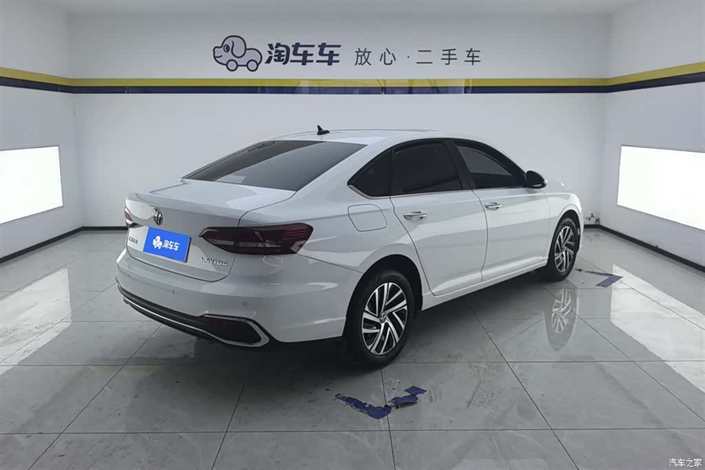 Volkswagen Lavida, 2024 3