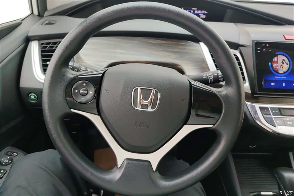 Honda Jade, 2018 15