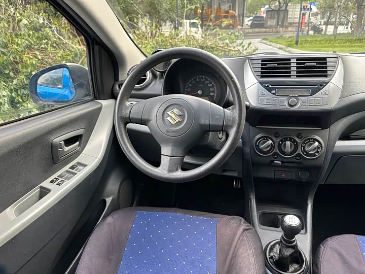 Suzuki ao tuo 2013 1.0L МКПП Люкс
