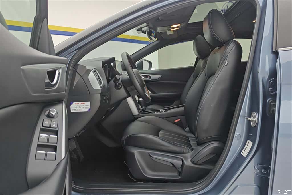 Mazda CX-4, 2019 9
