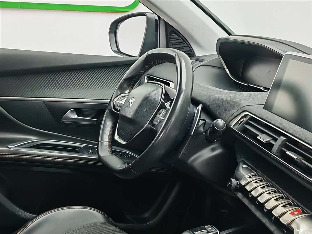 Peugeot 5008, 2017 22