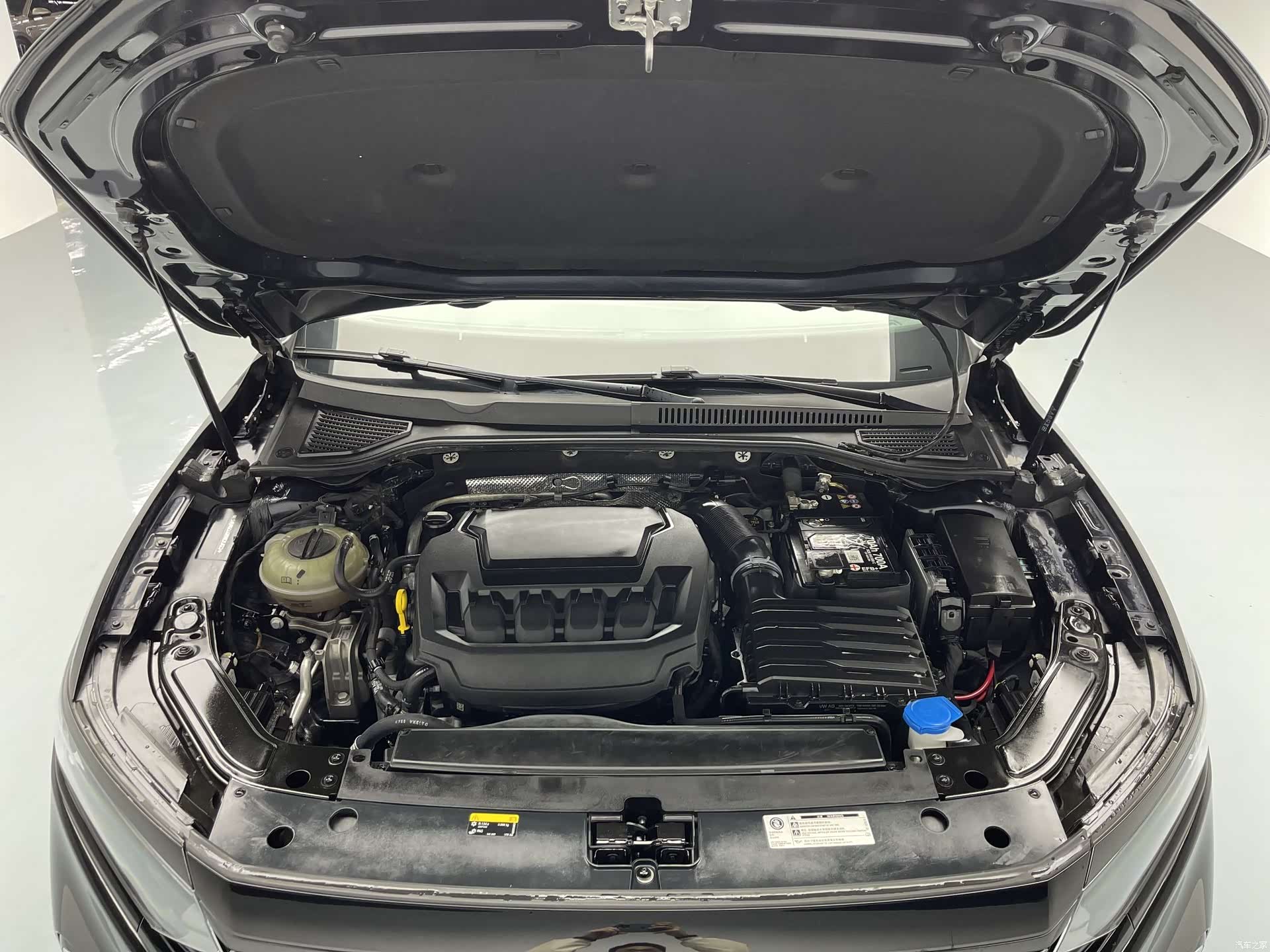 Volkswagen Passat, 2024 16