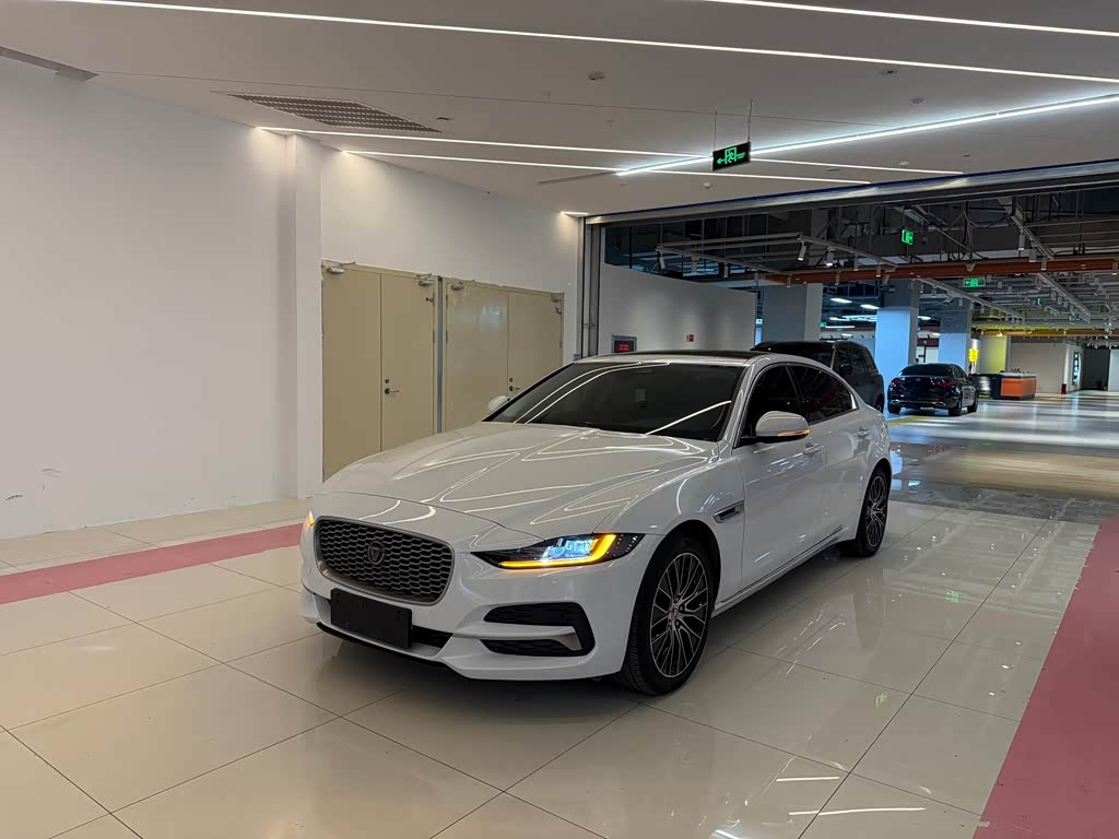 Jaguar XEL