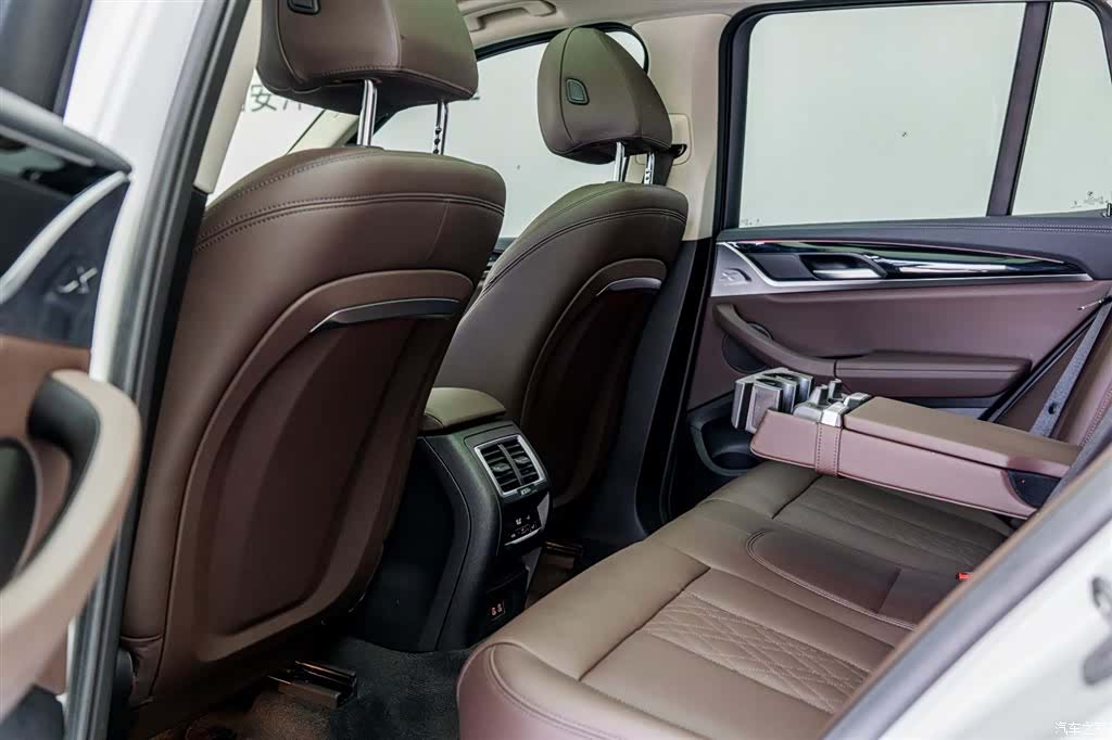 BMW X3, 2024 7