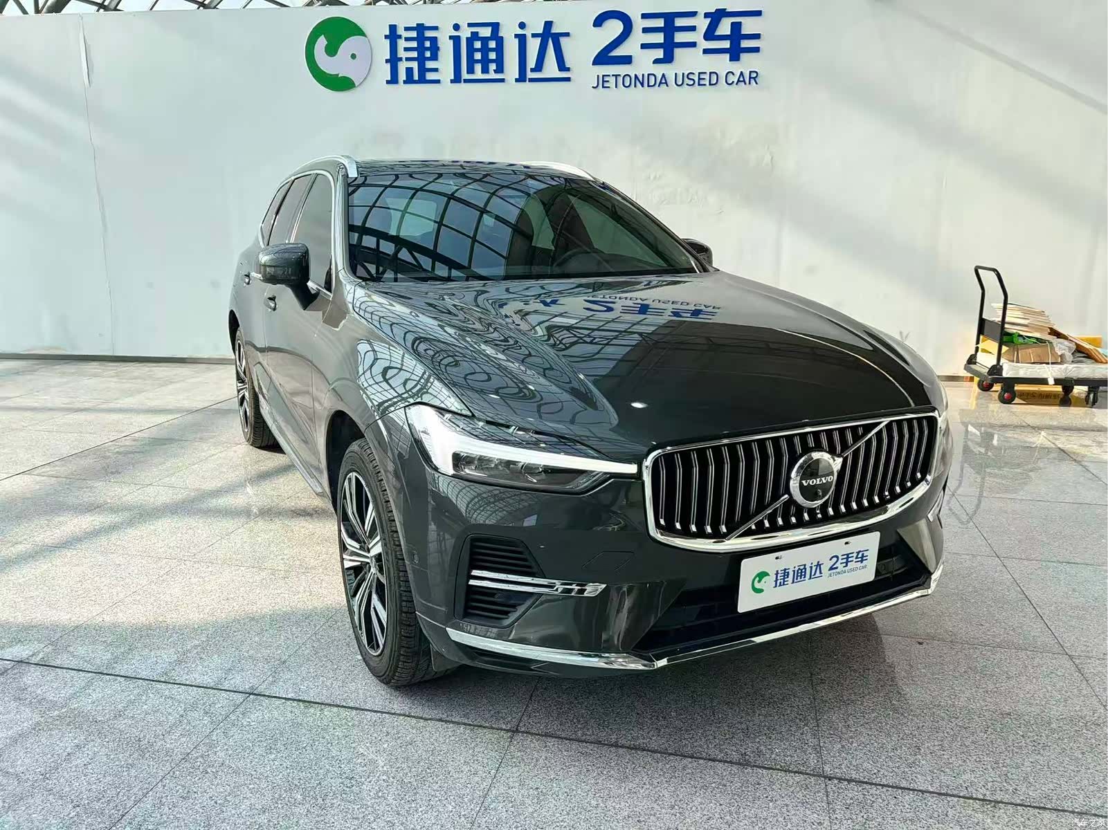 Volvo XC60, 2022 все фото