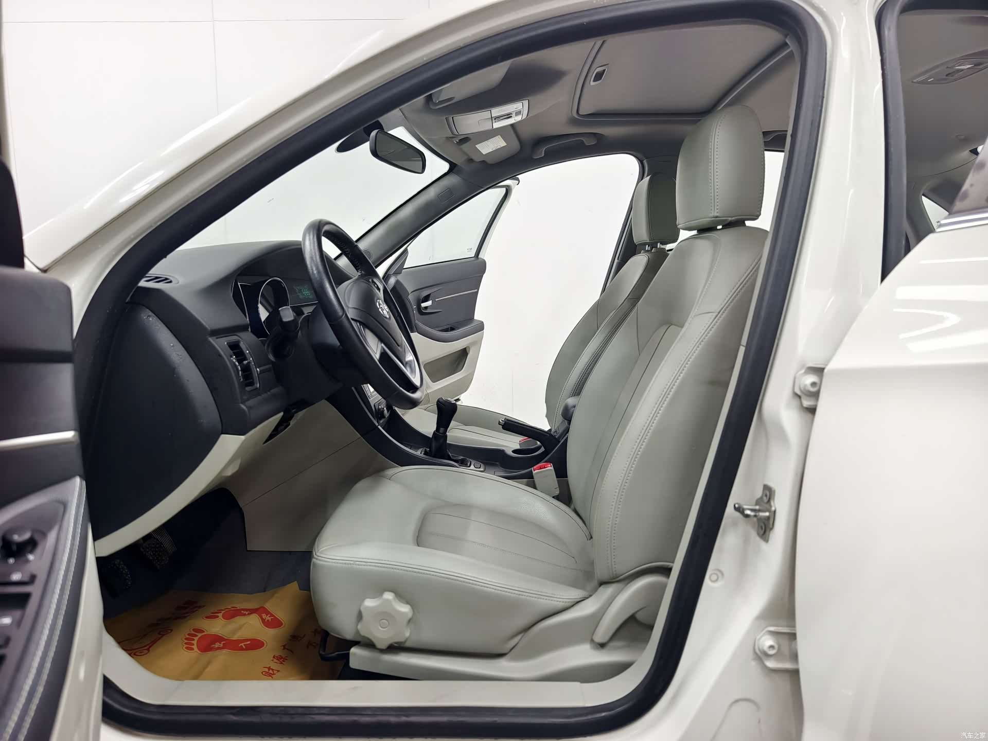 BAIC D50, 2016 11