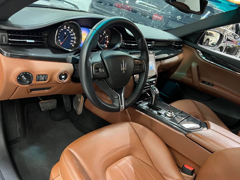 Maserati President