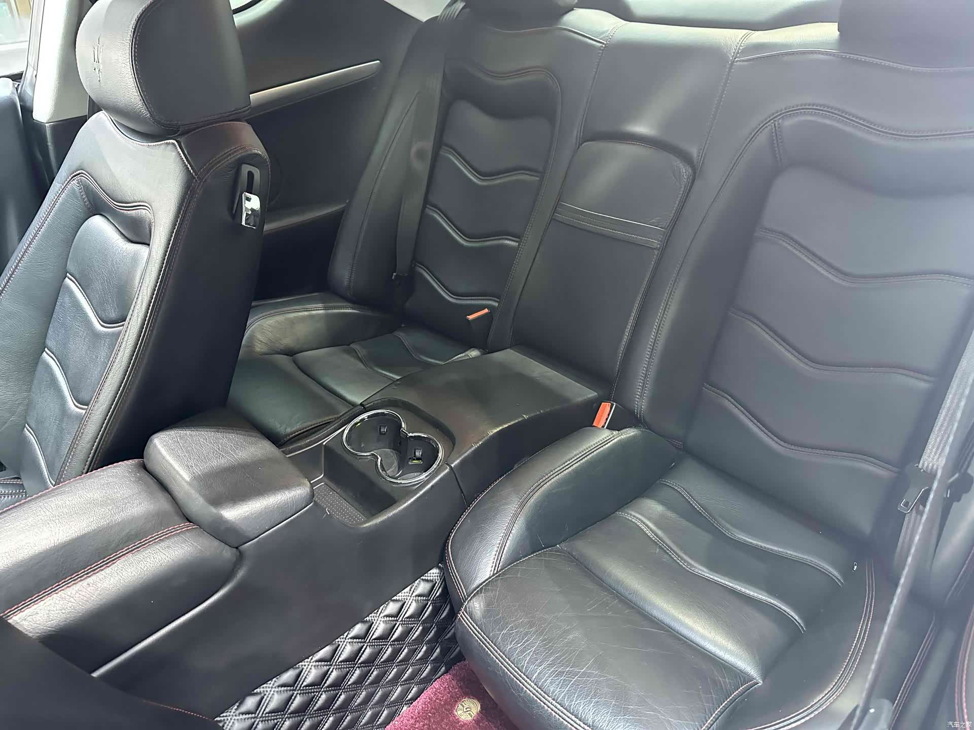 Maserati GranTurismo, 2013 12