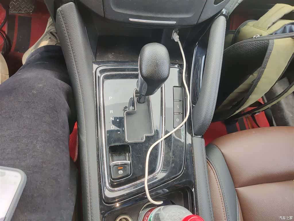 DongFeng AX7, 2018 6